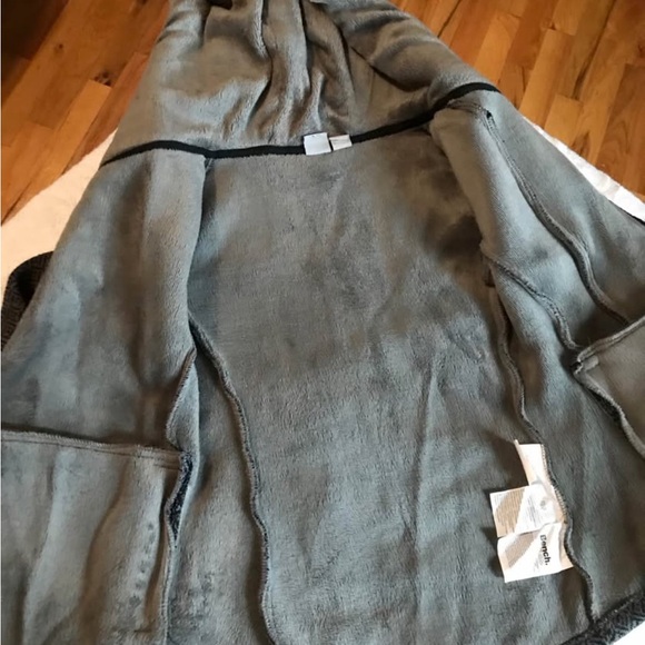 Women's Bench Hooded Jacket - Picture 3 of 5